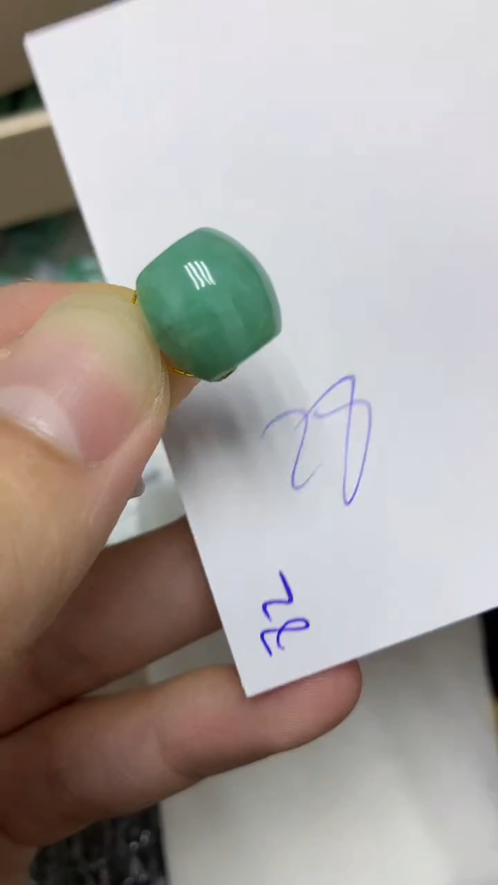 颈饰未镶嵌翡翠缅甸A货翡翠