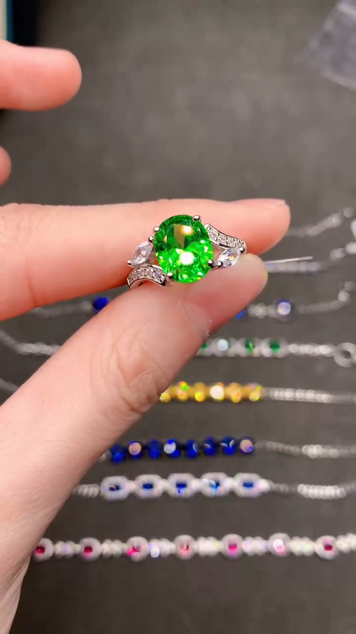 【闪购商品】石榴石（沙弗莱）戒指银S925镶嵌.......