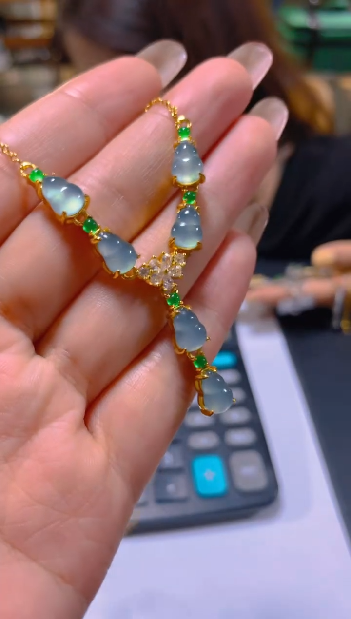 颈饰未镶嵌翡翠多样性发一