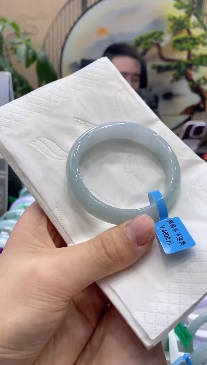 【闪购商品】翡翠手镯未镶嵌0000015550