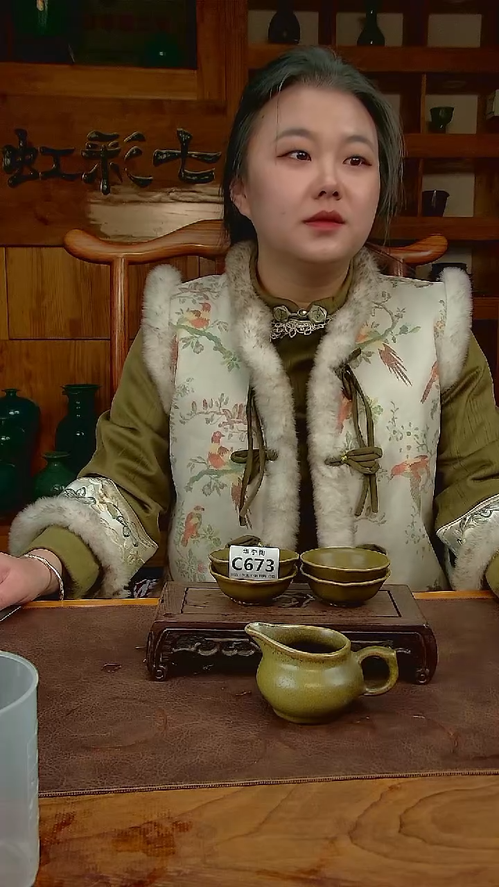 茶叶末釉花瓣杯4只礼遇一个公道杯微瑕C673