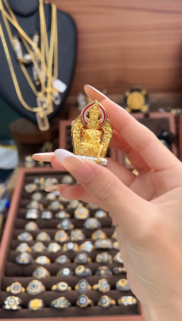 铜无十方普贤吊坠