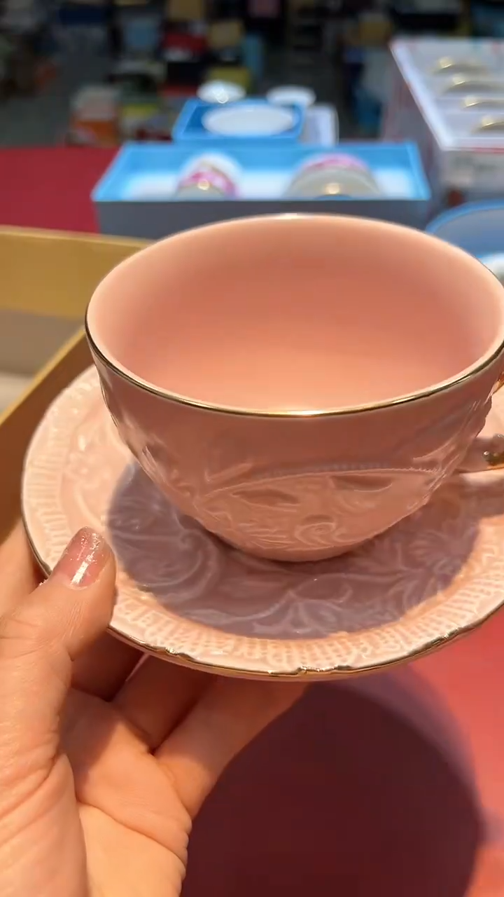 【闪购商品】瓷片锅碗瓢盆一件不剩