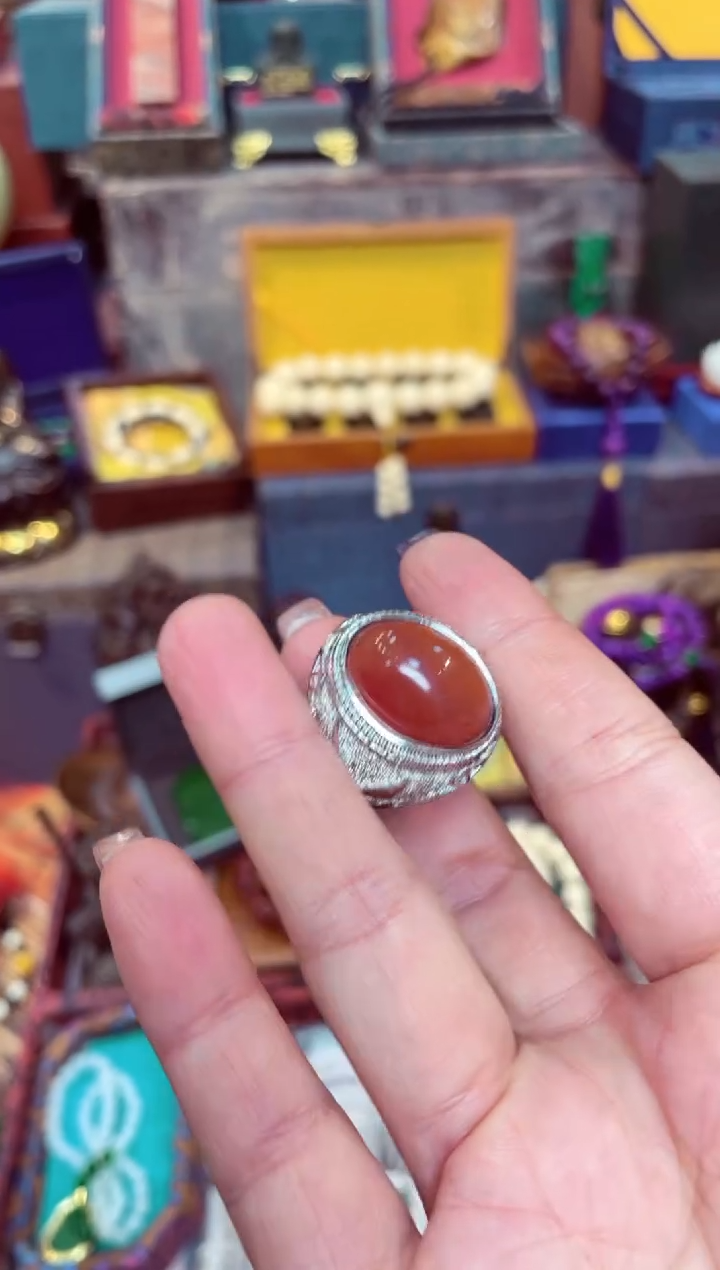 【闪购商品】南红玛瑙戒指合金             