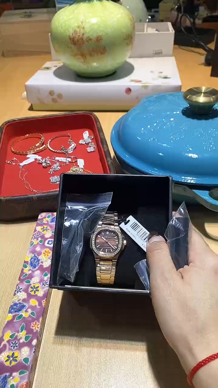 【闪购商品】瓷片锅碗瓢盆一件不剩