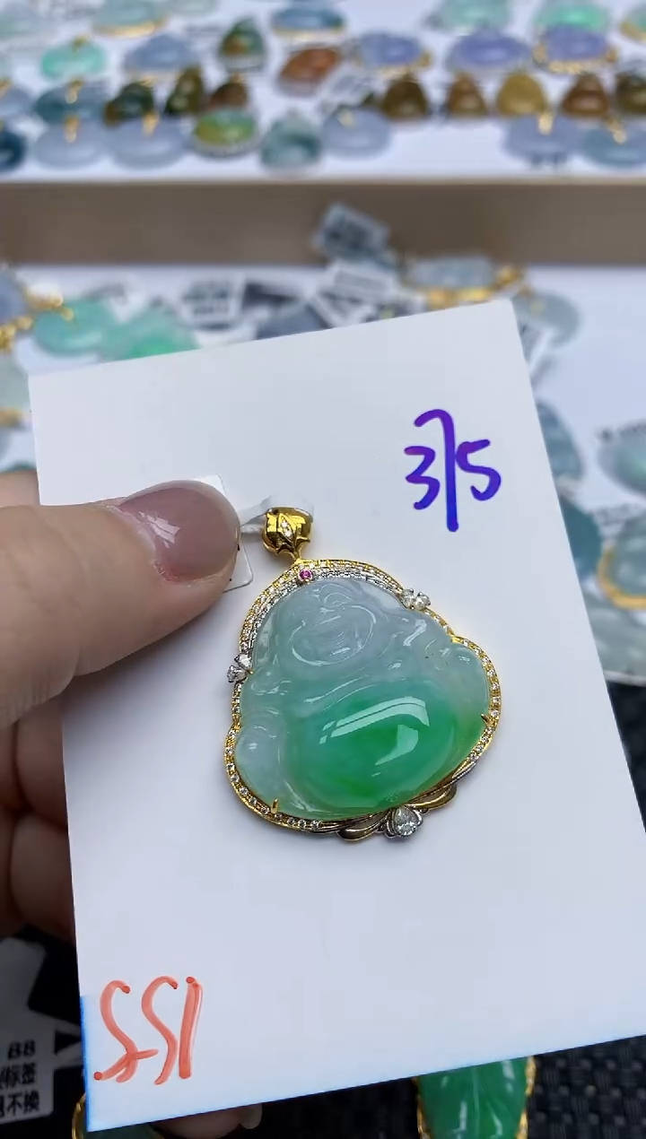 【闪购商品】翡翠颈饰18K金镶嵌天然翡翠A货