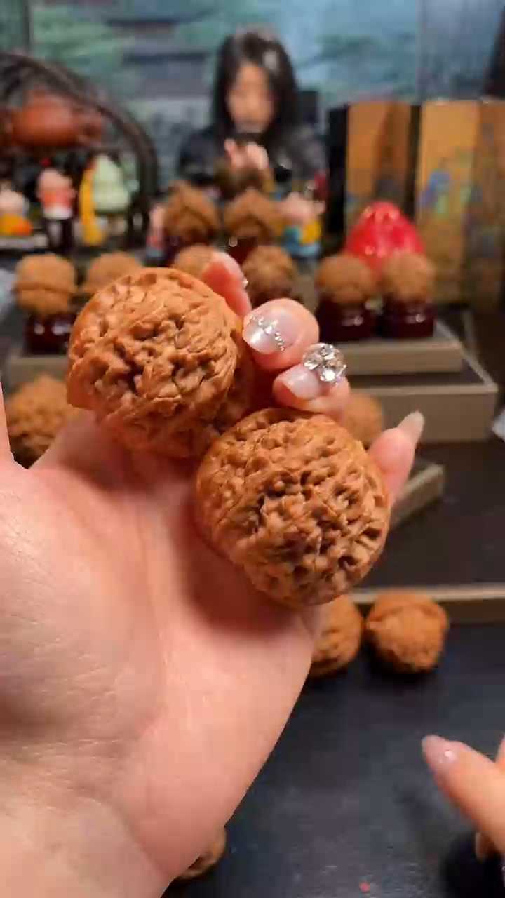 【闪购商品】文玩核桃把件H746白狮子43