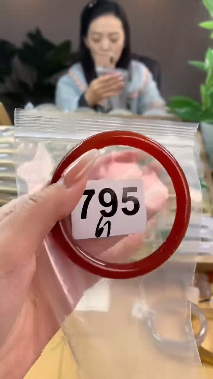 【闪购商品】玛瑙/玉髓手镯未镶嵌795