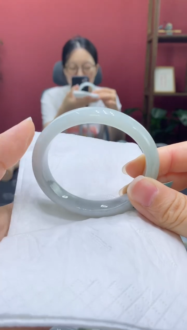 翡翠手镯未镶嵌00002703