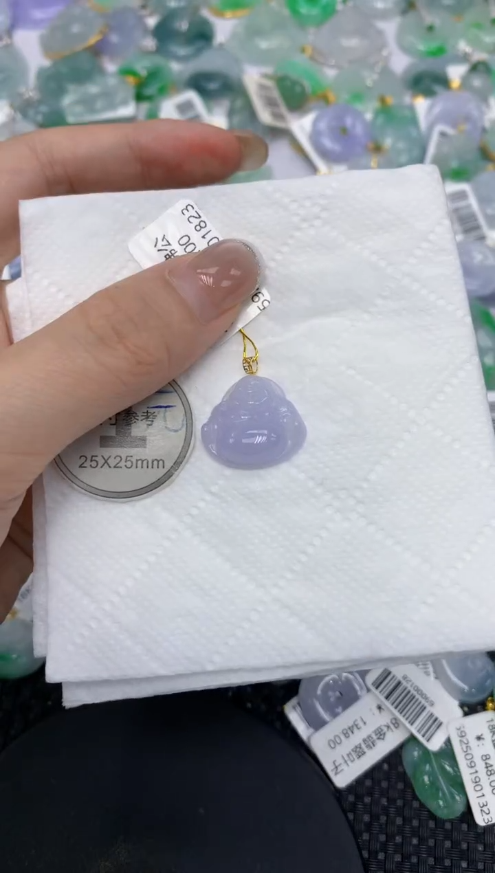 颈饰18K金镶嵌翡翠111111111