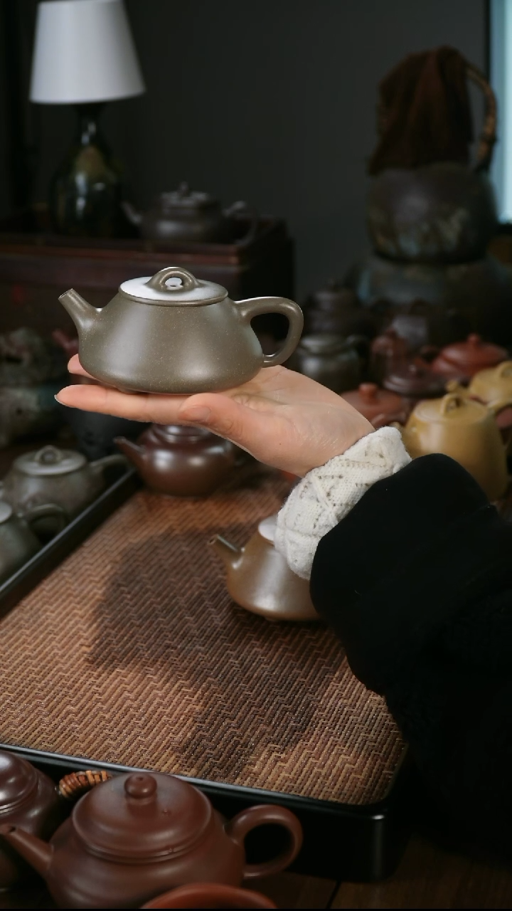 茶壶紫砂平盖瓢松华青段预售