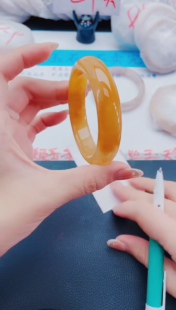 未镶嵌手镯石英质玉L179-56-57