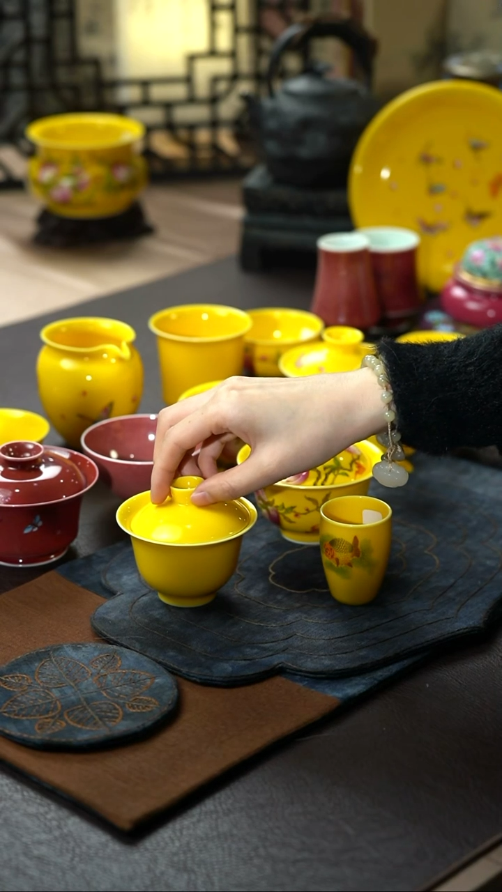 青青子衿专拍差价