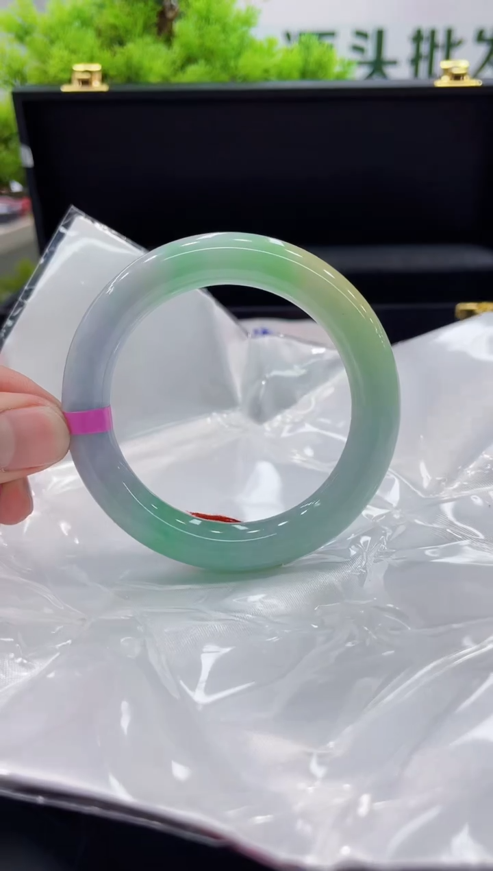 【闪购商品】翡翠手镯未镶嵌手镯