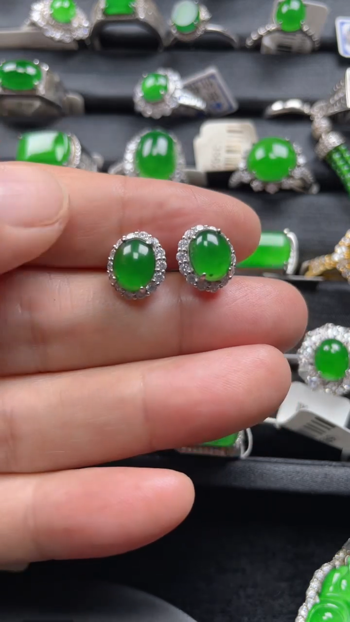 【闪购商品】翡翠耳饰银S925镶嵌翡翠