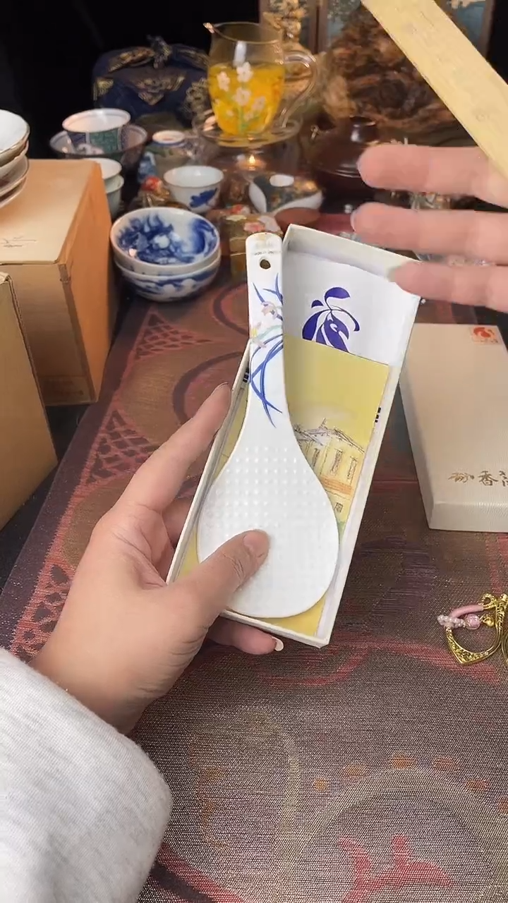 瓷片悟****间散瓷默认微瑕，看清尺寸品相再拍