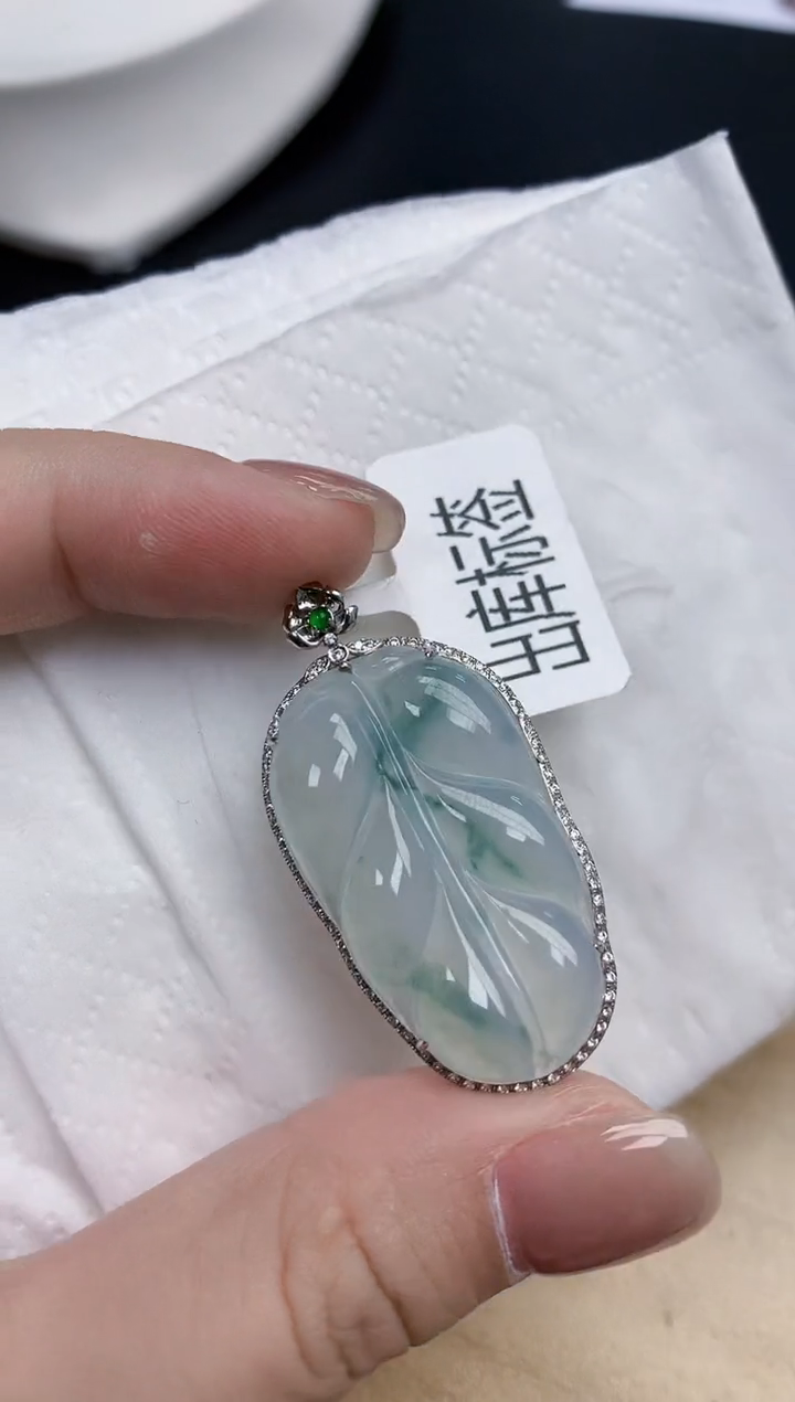 【闪购商品】翡翠颈饰18K金镶嵌天然缅甸翡翠A货