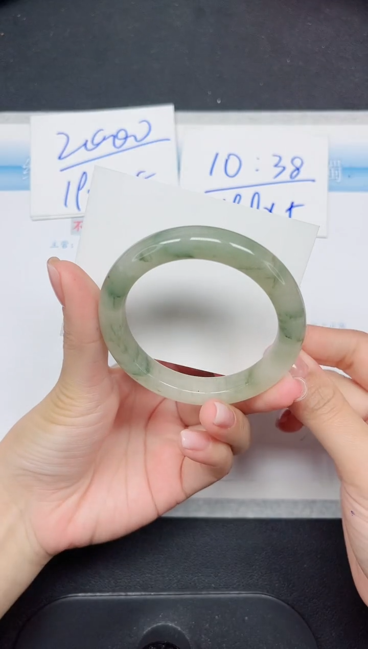 石英质玉手镯未镶嵌26-53.2