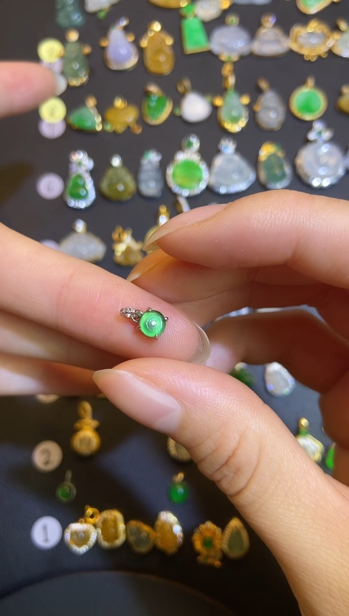 吊坠(不含链)银S925镶嵌翡翠村****发1