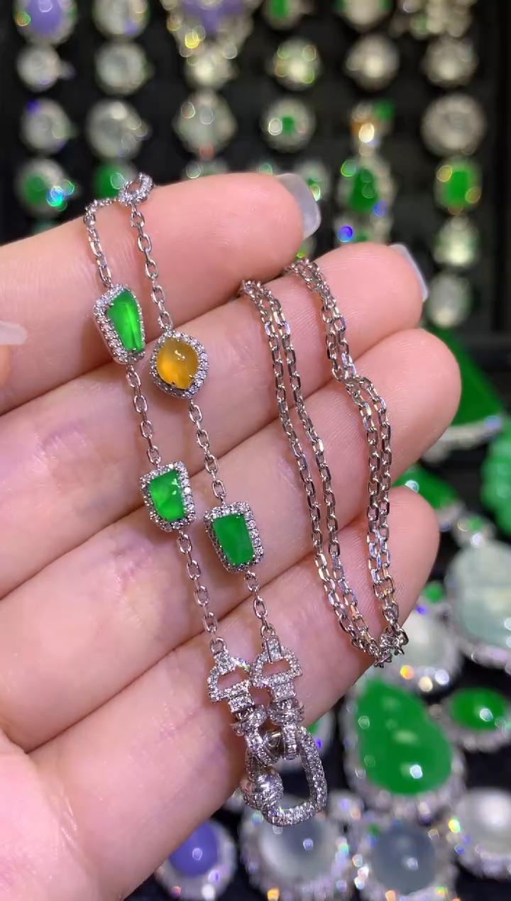 【闪购商品】翡翠颈饰18K金镶嵌高冰双色万能链