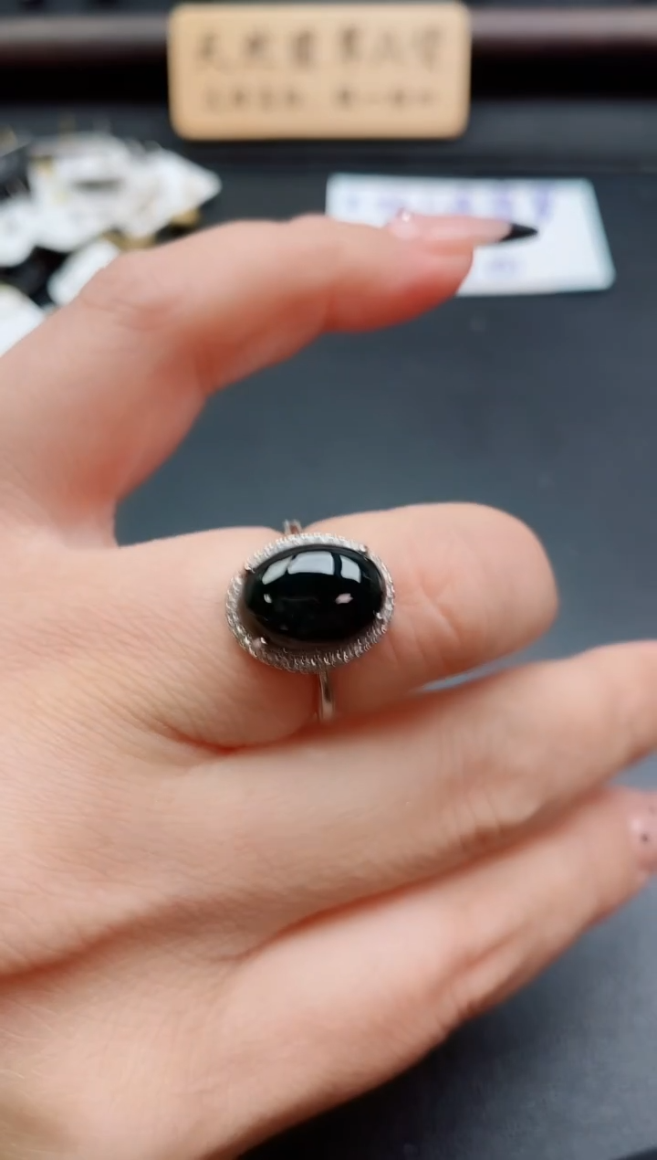 银S925镶嵌戒指翡翠1