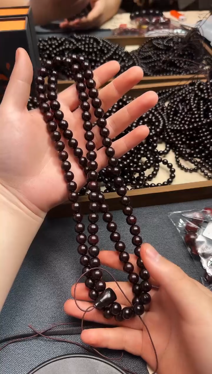 小叶紫檀手串/手链桓***！小叶紫檀二膘1.0*108