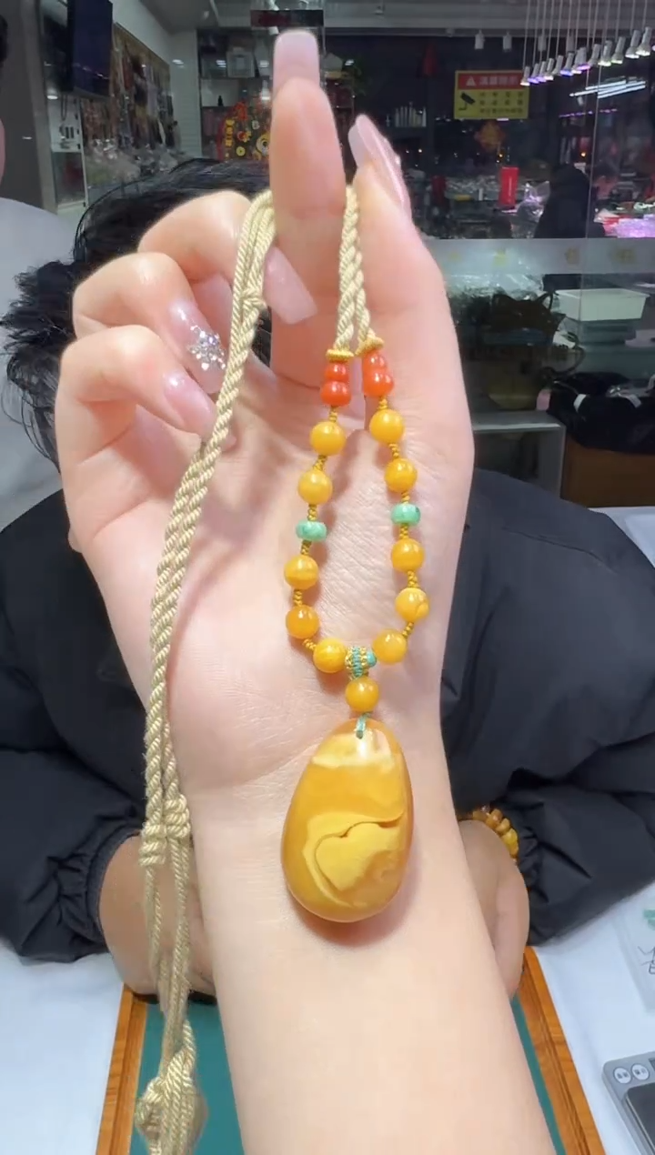 【闪购商品】蜜蜡颈饰未镶嵌多样性发一件 400