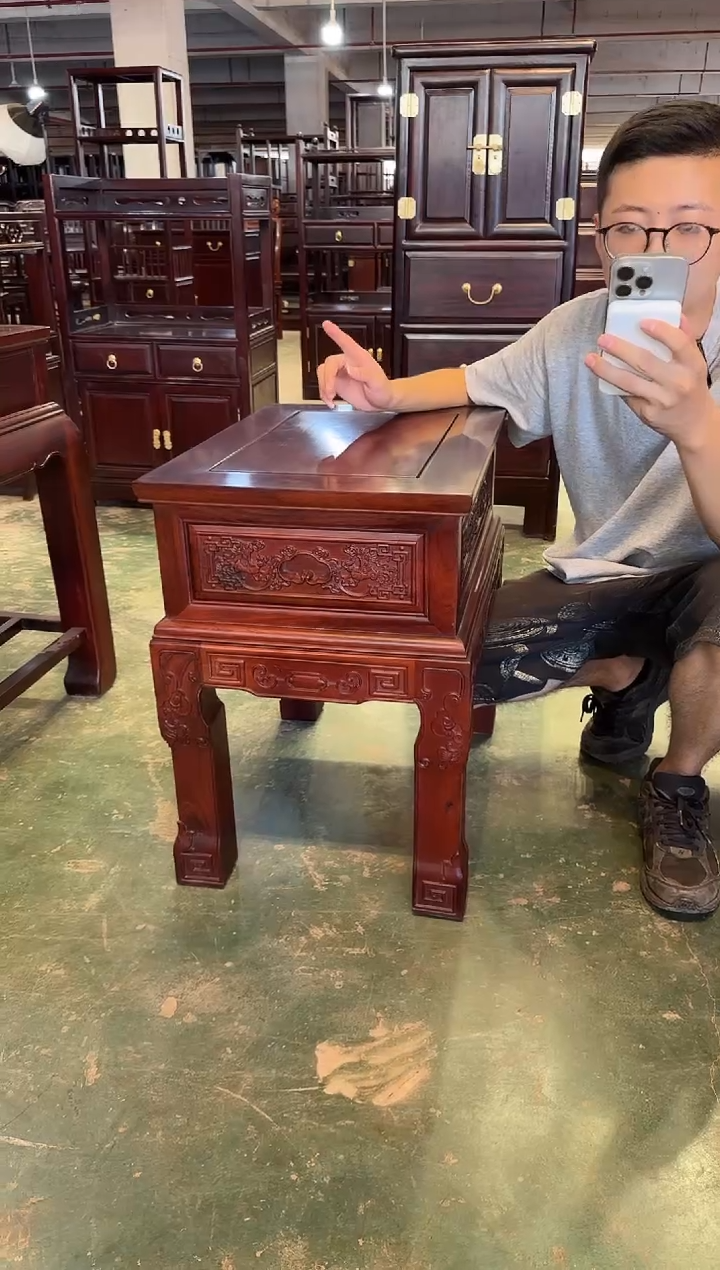 黑酸枝木类成套家具J11