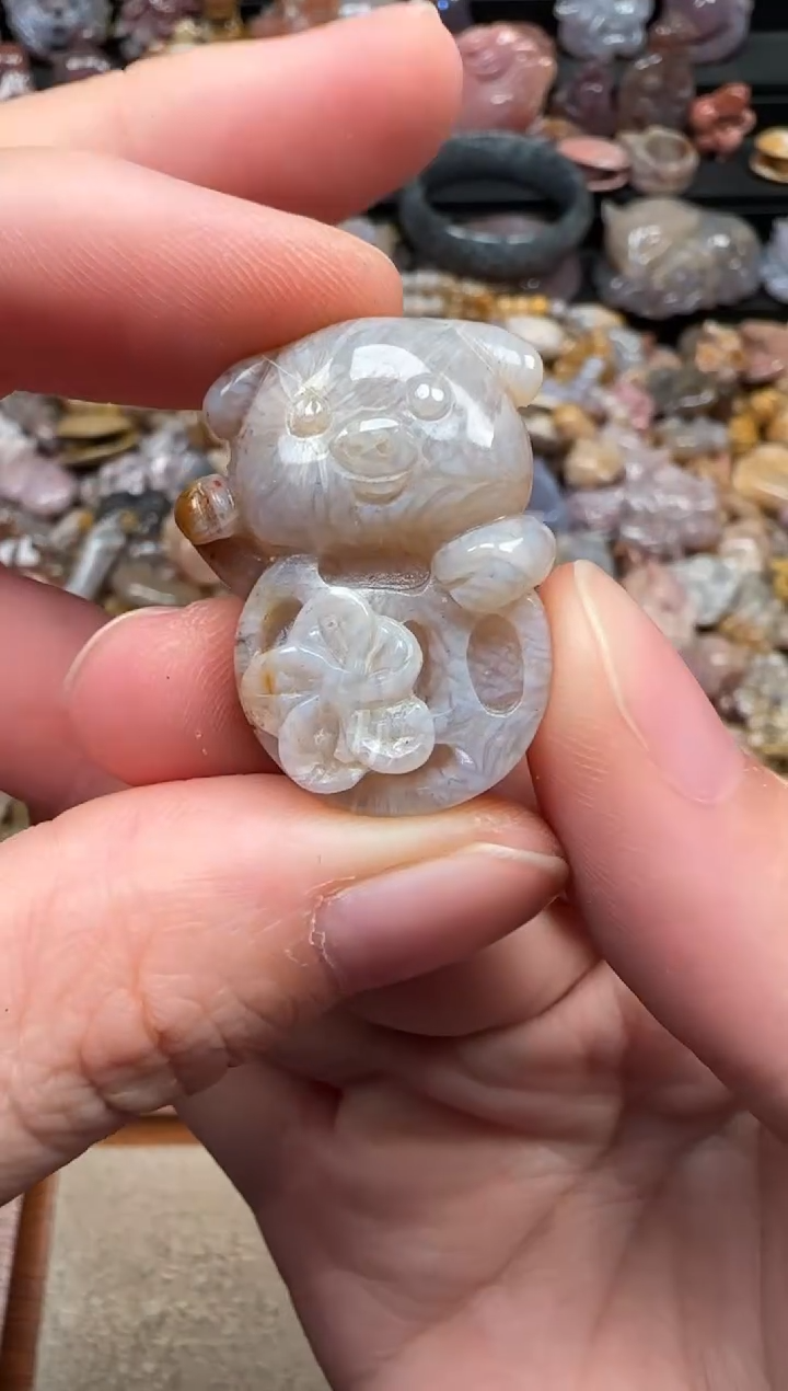 颈饰未镶嵌硅化珊瑚（珊瑚玉）523
