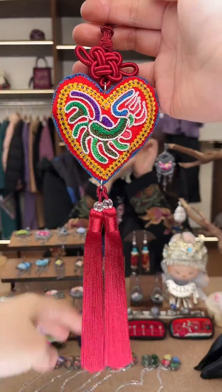 织绣1887黔东南苗族刺绣