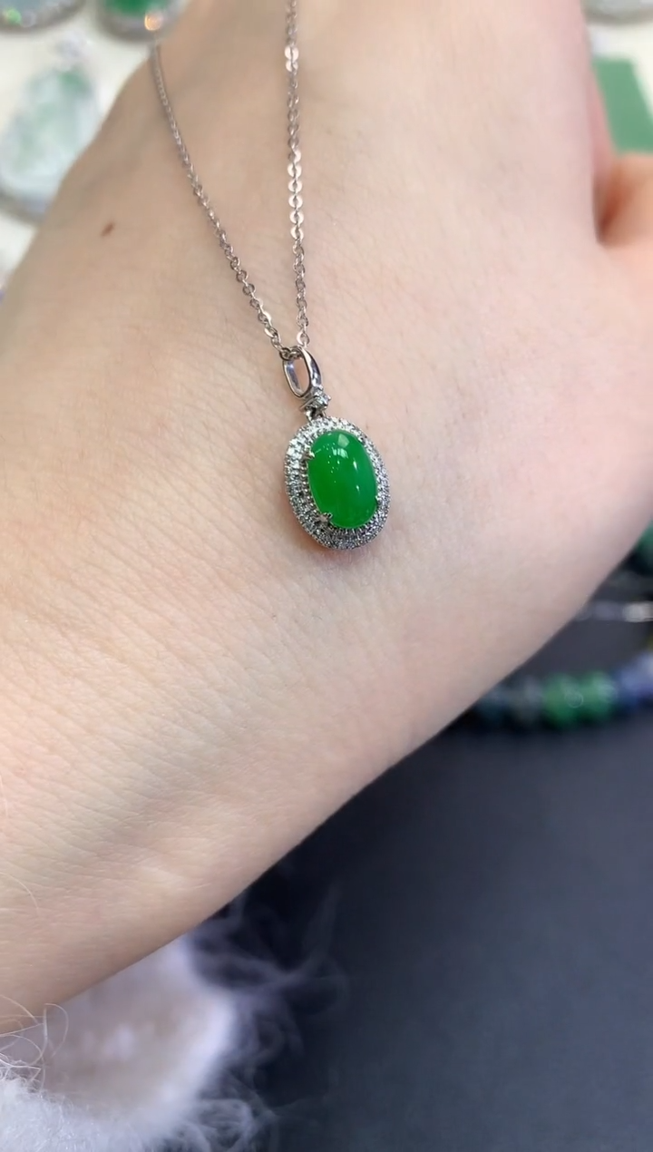 【闪购商品】翡翠颈饰18K金镶嵌B16   