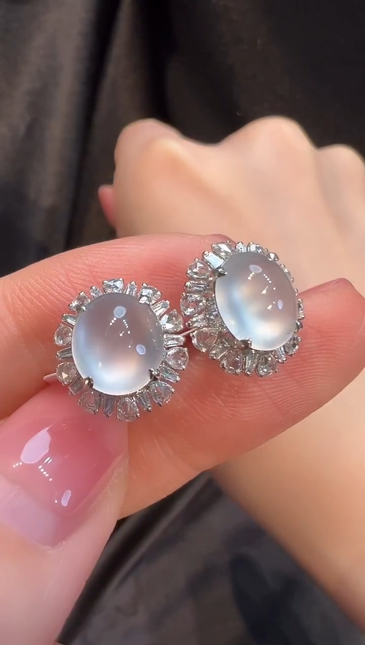 18K金镶嵌翡翠耳饰L6