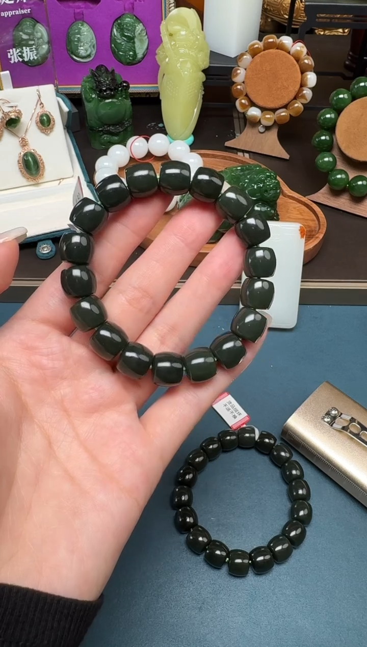 未镶嵌和田玉挂件szq12