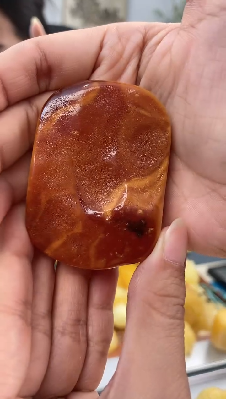 【闪购商品】蜜蜡裸石未镶嵌天然琥珀蜜蜡原皮牌子