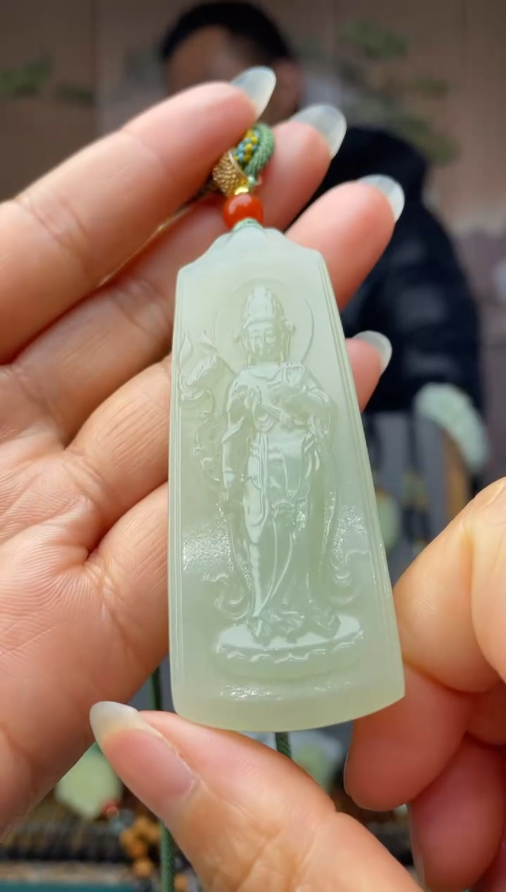 颈饰未镶嵌和田玉拍一发一