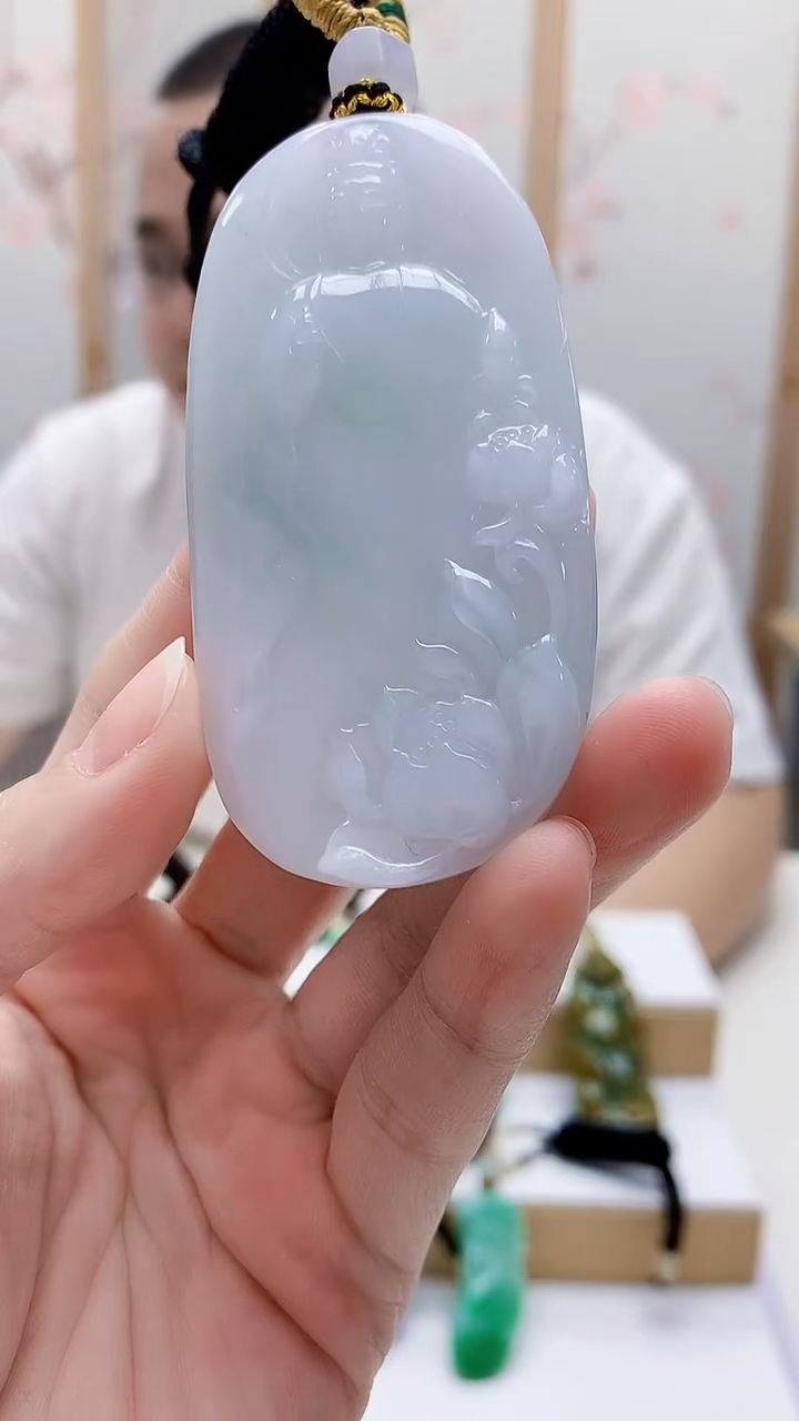 未镶嵌定制翡翠小**.5167lr-毛货挂件