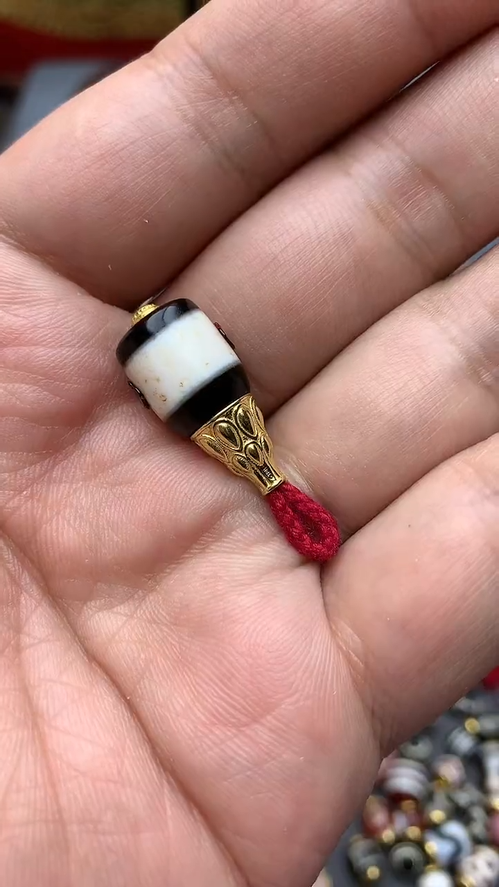 【闪购商品】玛瑙/玉髓单珠18K金镶嵌25010230123