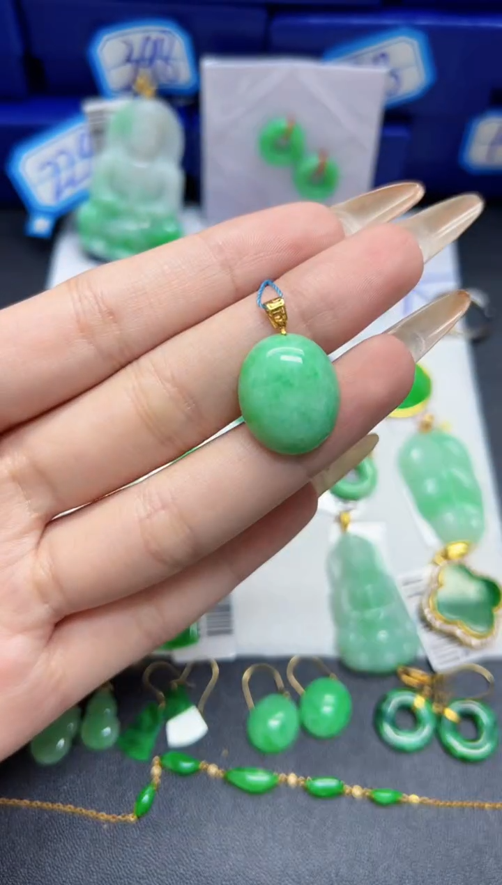 【闪购商品】翡翠颈饰18K金镶嵌Y缅料A货/支持复检/一件