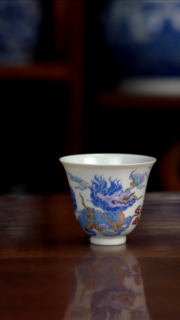 空山明月新斗彩麒麟主人杯