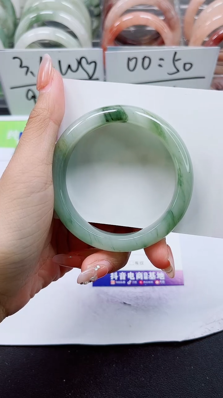 【闪购商品】石英质玉手镯未镶嵌A268-52/53