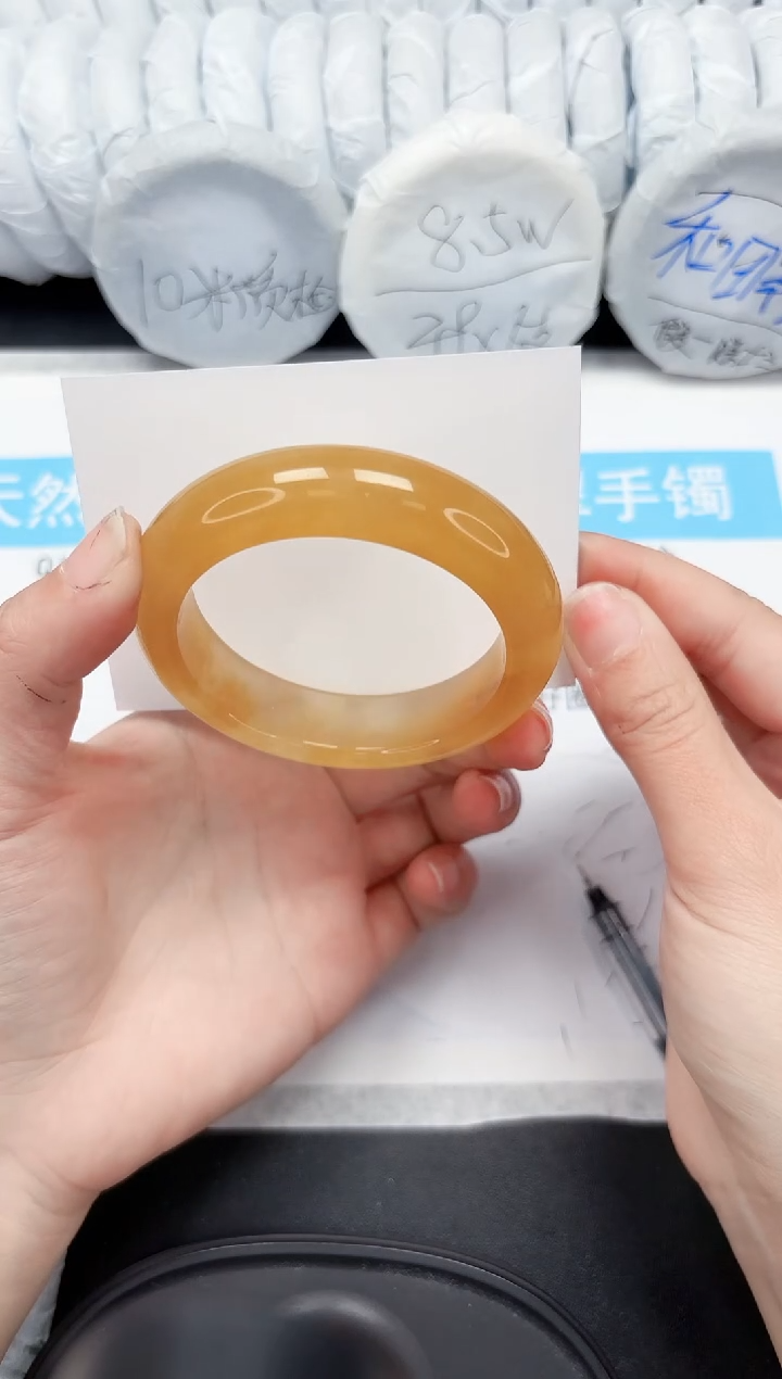 【闪购商品】石英质玉手镯未镶嵌357-56