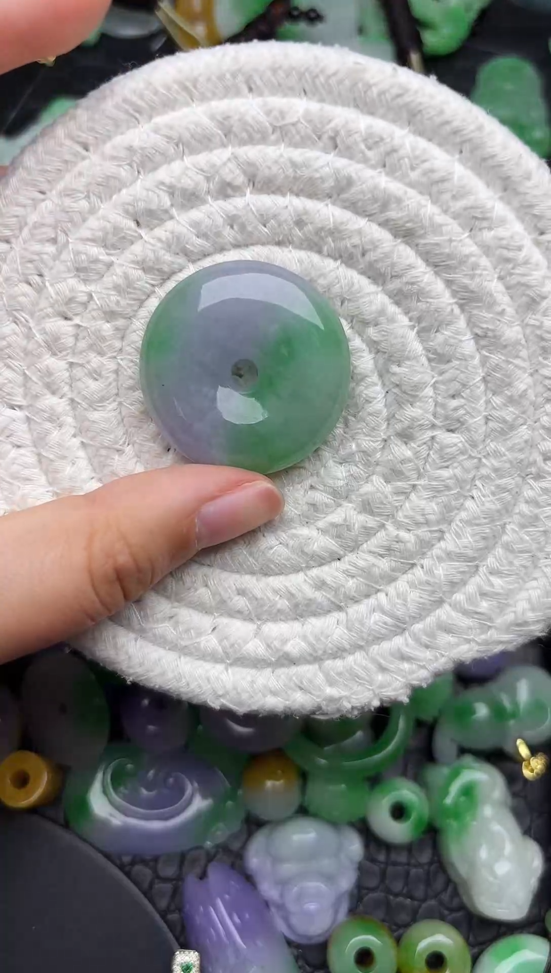 颈饰未镶嵌翡翠缅甸翡翠吊坠