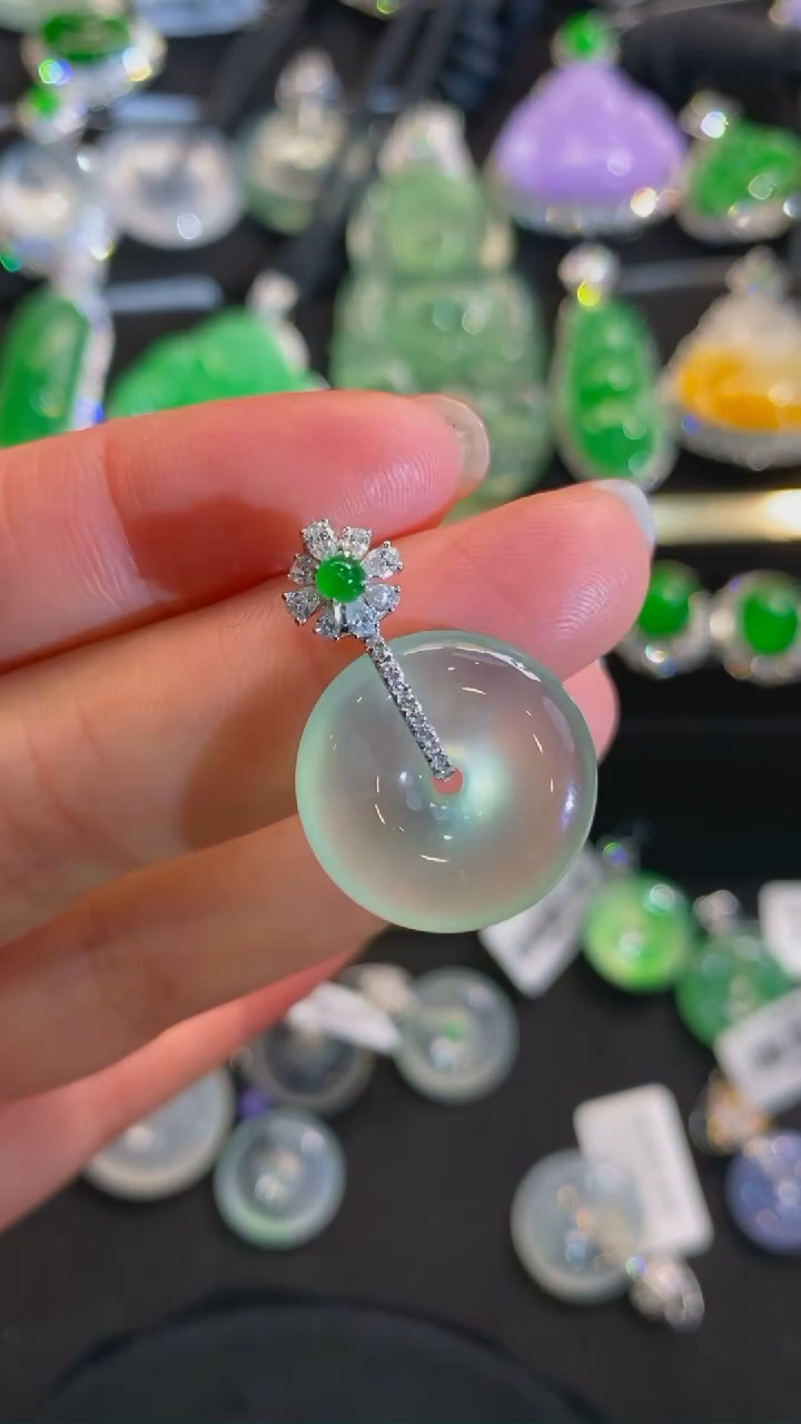 【闪购商品】翡翠颈饰未镶嵌扣子