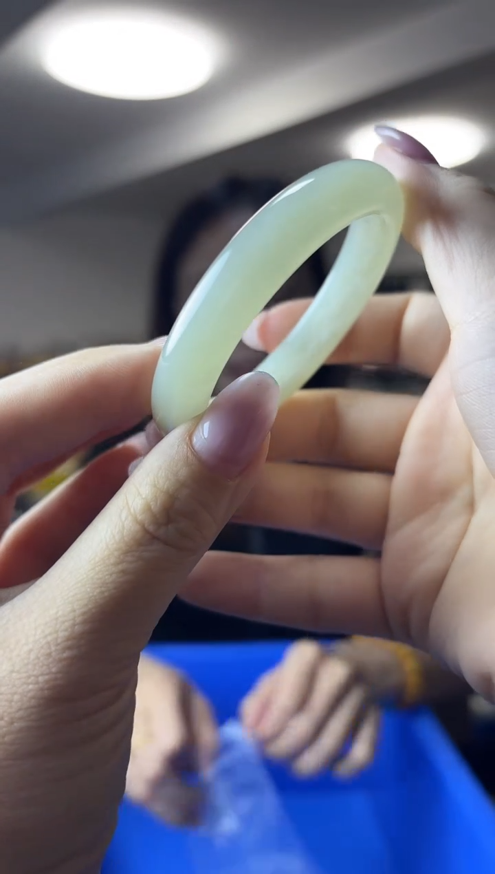 未镶嵌手镯和田玉圈口51*（多样性发一件）