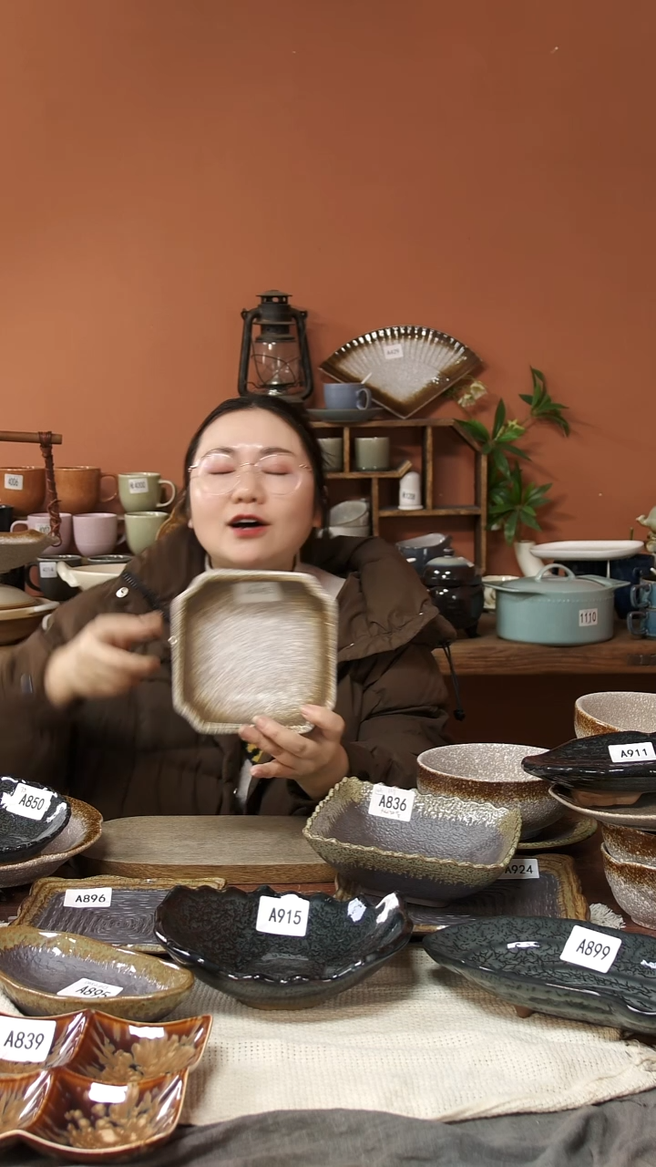 陶瓷A445 一只陶瓷粗陶八角方碗可能微瑕15*5