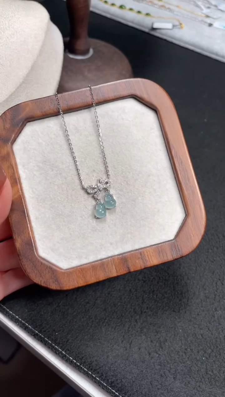 【闪购商品】翡翠颈饰银S925镶嵌翡翠