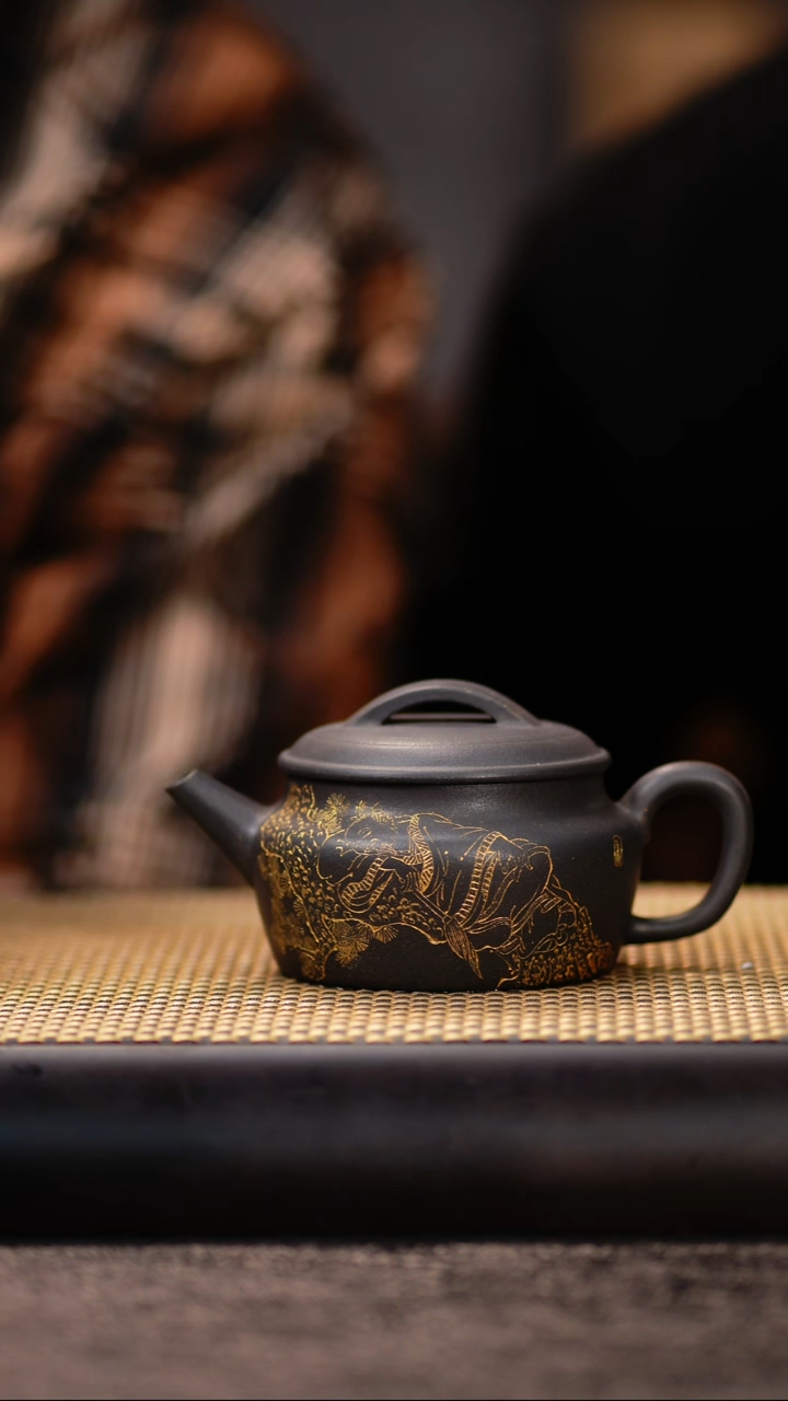 LJY95云雾天青古汉瓦