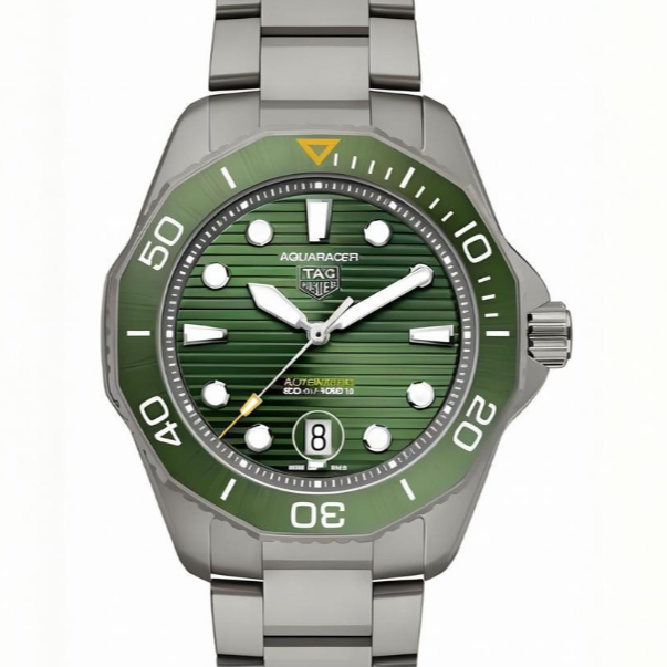 全新未使用 TAG Heuer/泰格豪雅 竞潜//公价32900//表径43mm/男表