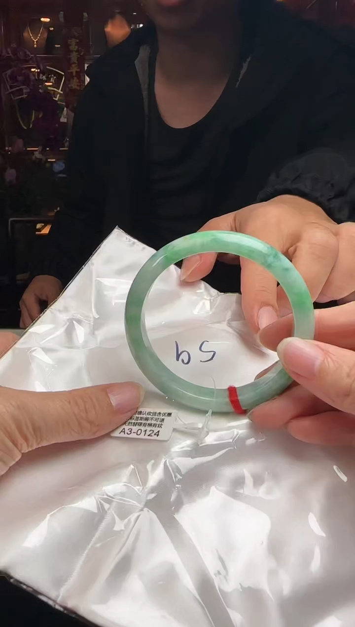 【闪购商品】翡翠手镯未镶嵌59正圈A3-0124(100元运营费