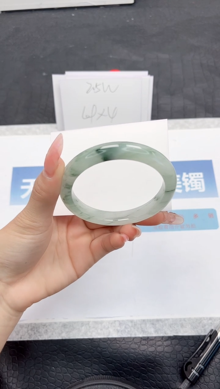 【闪购商品】石英质玉手镯未镶嵌K201-57.6